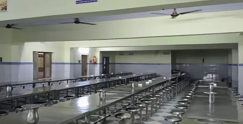 RVR JC hostel photo 2